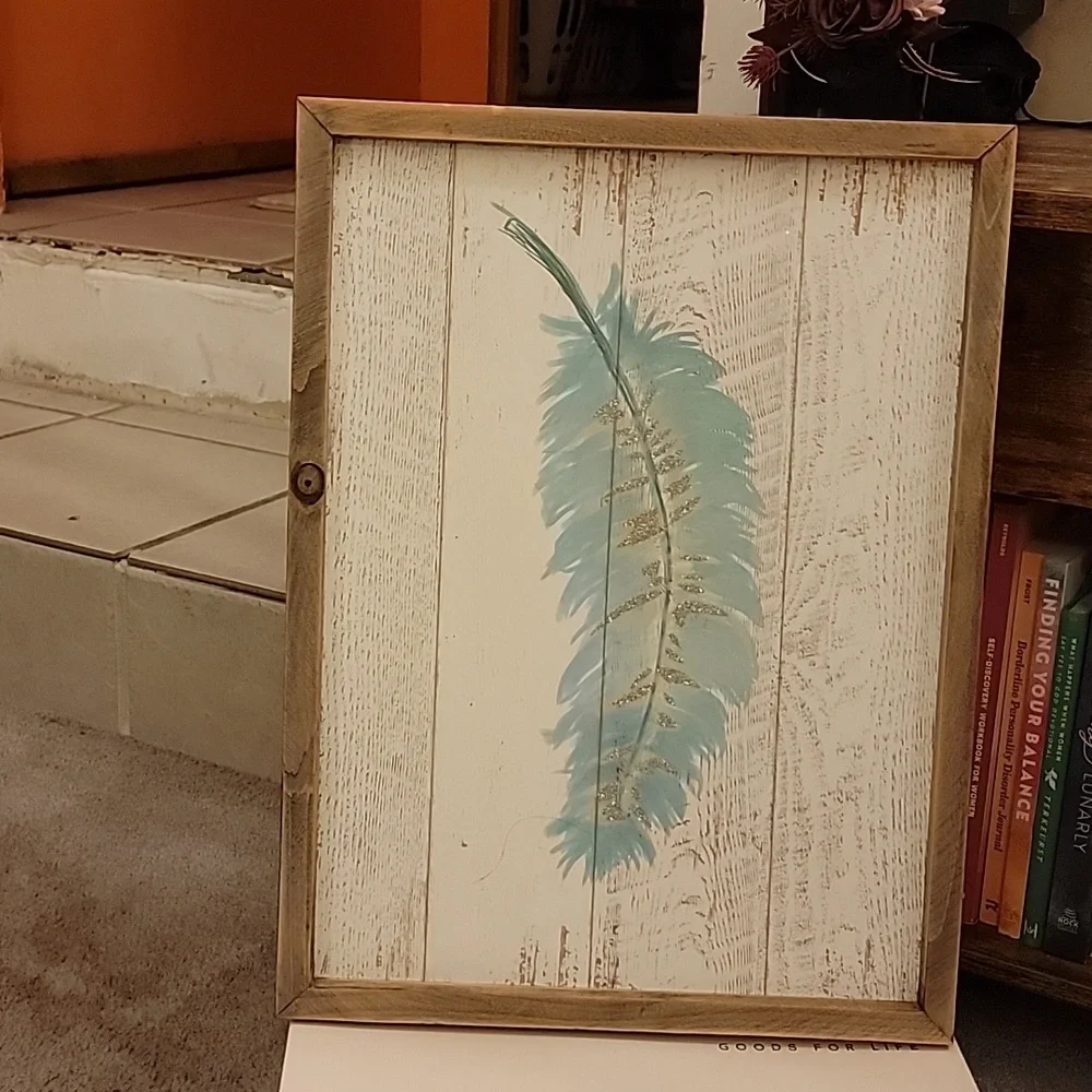 Wall decor - Picture 1 of 2